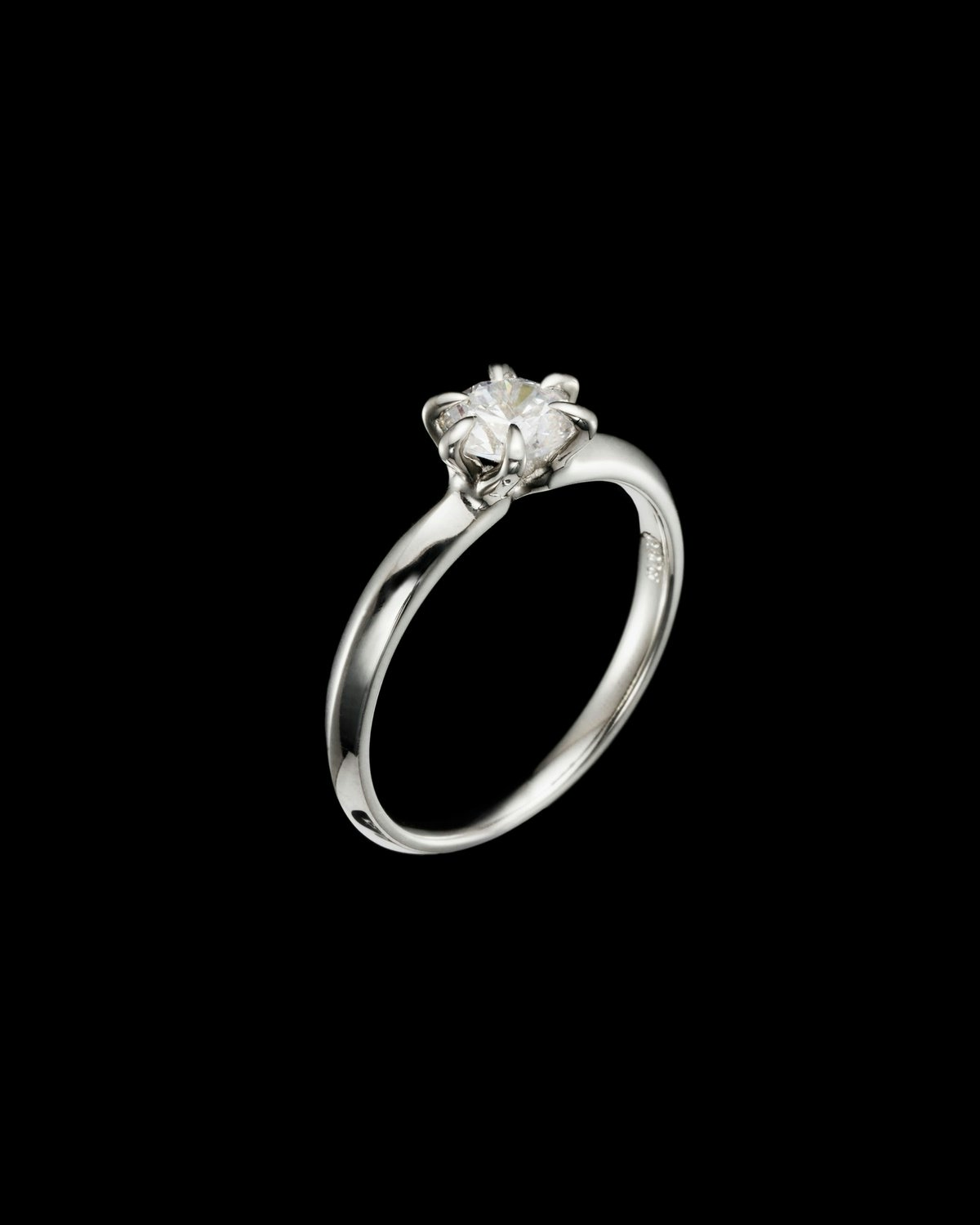 Captured 0,8ct Diamond Ring-image-4