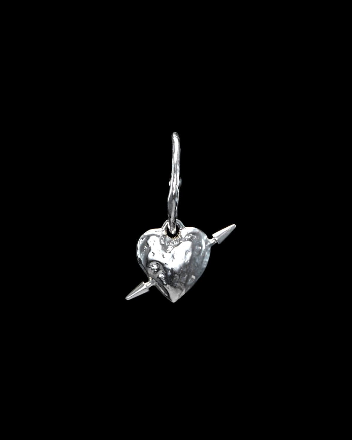 Tuvstarr’s Heart Earring